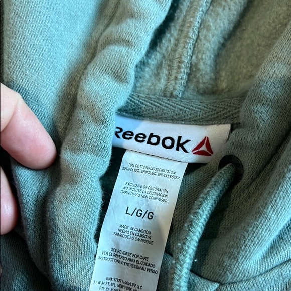 Reebok Sage Green Pullover - Picture 3 of 4